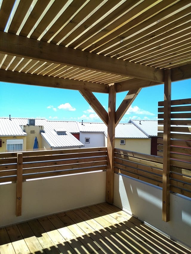 Caillebotis en bois Pergola à La Réunion
